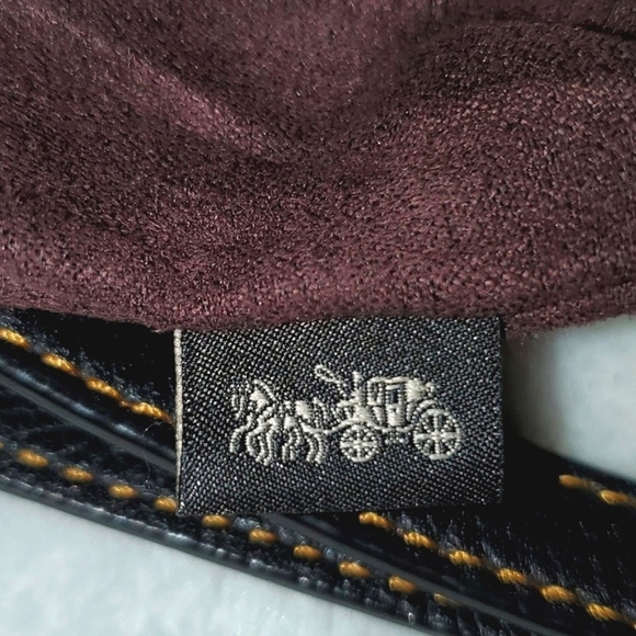 Coach Large Front Zip Wristlet - Picture 12 of 16